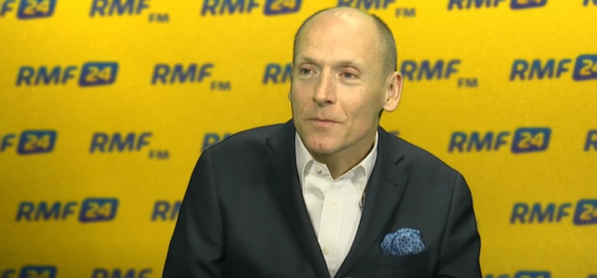 "Rodzice już nie mają siły. Skończył się chyba ten czas dawania szansy" - stwierdził w Popołudniowej rozmowie w RMF FM Piotr Pawłowski, prezes Fundacji Integracja i wiceprezes Koalicji na Rzecz Osób z Niepełnosprawnością odnosząc się do trwającego protestu. "Kibicujemy matkom w Sejmie" - zapewnił. "W ostatnich dwóch latach spotykamy się nieustająco. Mnóstwo dobrych rozwiązań jest w szufladach i na półkach" - zauważył gość Marcina Zaborskiego. "Mamy rozwiązania, wiemy co zrobić, tylko brakuje woli politycznej" - ocenił. 