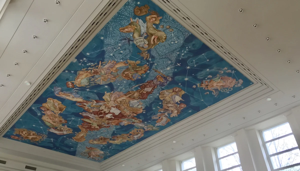 ​Ma ponad 100 metrów kwadratowych powierzchni, było jednym z największych fresków jakie powstały w II RP. W budynku dawnego Gimnazjum im. Józefa Piłsudskiego Macierzy Szkolnej w Gdańsku odtworzone zostało niezwykłe malowidło. "Niebo polskie" nie przetrwało II wojny światowej, bo w 1939 roku zniszczyli je Niemcy. Jego rekonstrukcja to jeden z elementów obchodów stulecia niepodległości na Pomorzu.