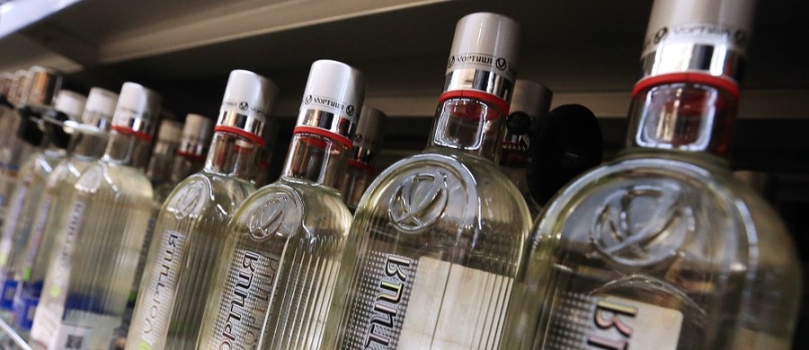 ​Ministerstwo Zdrowia Federacji Rosyjskiej ogłosiło sukces w walce z piciem alkoholu. Według resortu, spożycie wysokoprocentowych napojów w Rosji w ostatnich 12 latach zmniejszyło się o 40 procent.