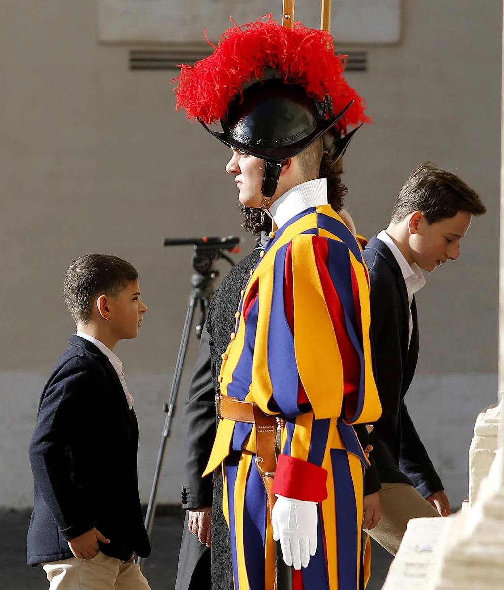 Francesco Renzi - tak nazywa się nadzieja włoskiej piłki nożnej. To 17-letni syn byłego premiera Matteo Renziego, zawodnik młodzieżowej drużyny z Florencji, któremu bacznie przygląda się pierwszoligowy klub Genoa.