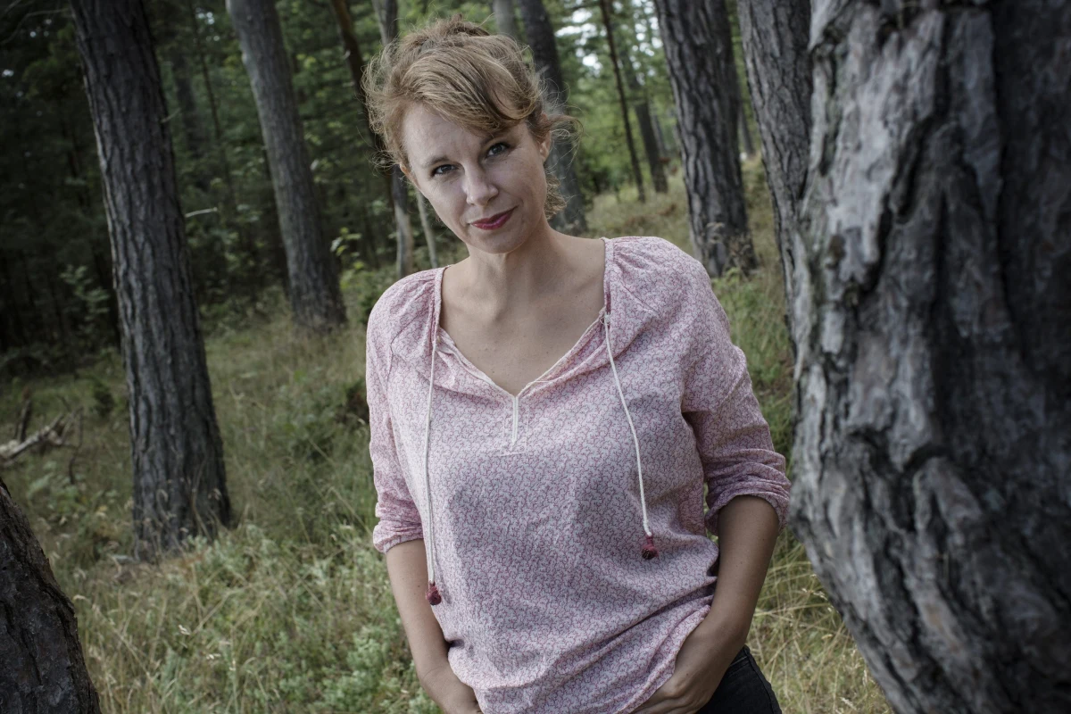 ​Akademia Szwedzka poinformowała, że z jej grona odchodzi pisarka Sara Stridsberg. To już kolejna rezygnacja w związku ze skandalami w tej instytucji, co zwiększa ryzyko, że w tym roku Akademia nie wskaże laureata literackiego Nobla. Z liczącej pierwotnie 18 członków Akademii Szwedzkiej pozostało w niej już tylko 10 osób.