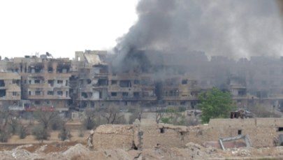 Media: Atak rakietowy na syryjskie bazy w prowincjach Hama i Aleppo