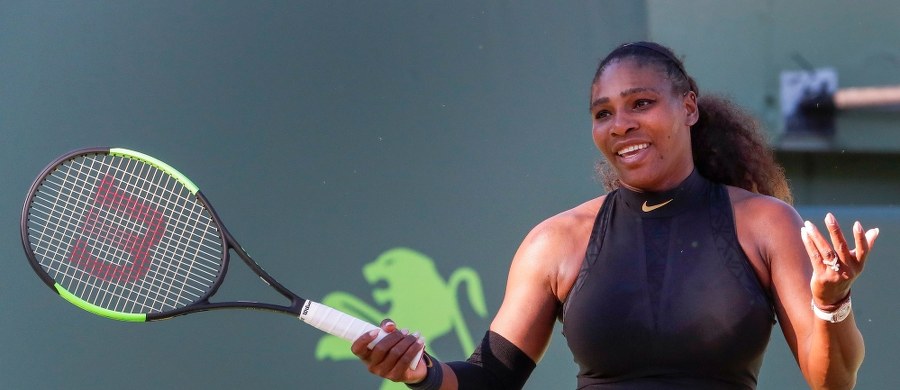 Siedmiomiesięczna córeczka słynnej zawodniczki Sereny Williams uwielbia oglądać... tenis. "Patrzy w ekran jak jastrząb, gdy jest tenis. Nie może oderwać oczu" - przyznała Amerykanka w wywiadzie dla magazynu "People".