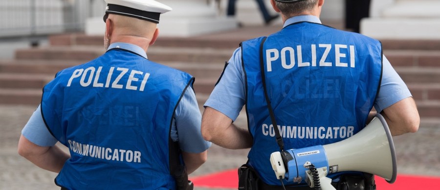 ​11-letni Polak pobity w Berlinie przez grupę nastolatków - informuje agencja dpa. Policja podkreśla, że był to atak ksenofobiczny, wcześniej chłopiec był wyzywany z racji swojego pochodzenia.
