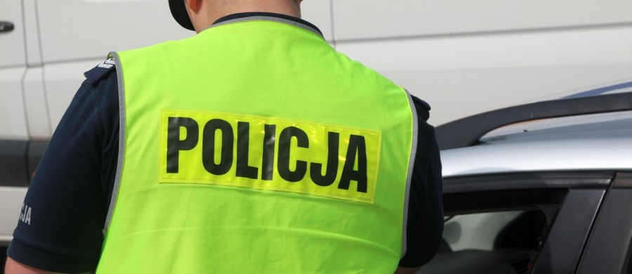 Jest przełom w poszukiwaniach kierowcy, który w sobotę ociekał przed policją w Chorzowie i Bytomiu. Policja i prokuratura wiedzą już, kto kierował samochodem. W czasie ucieczki padły strzały.