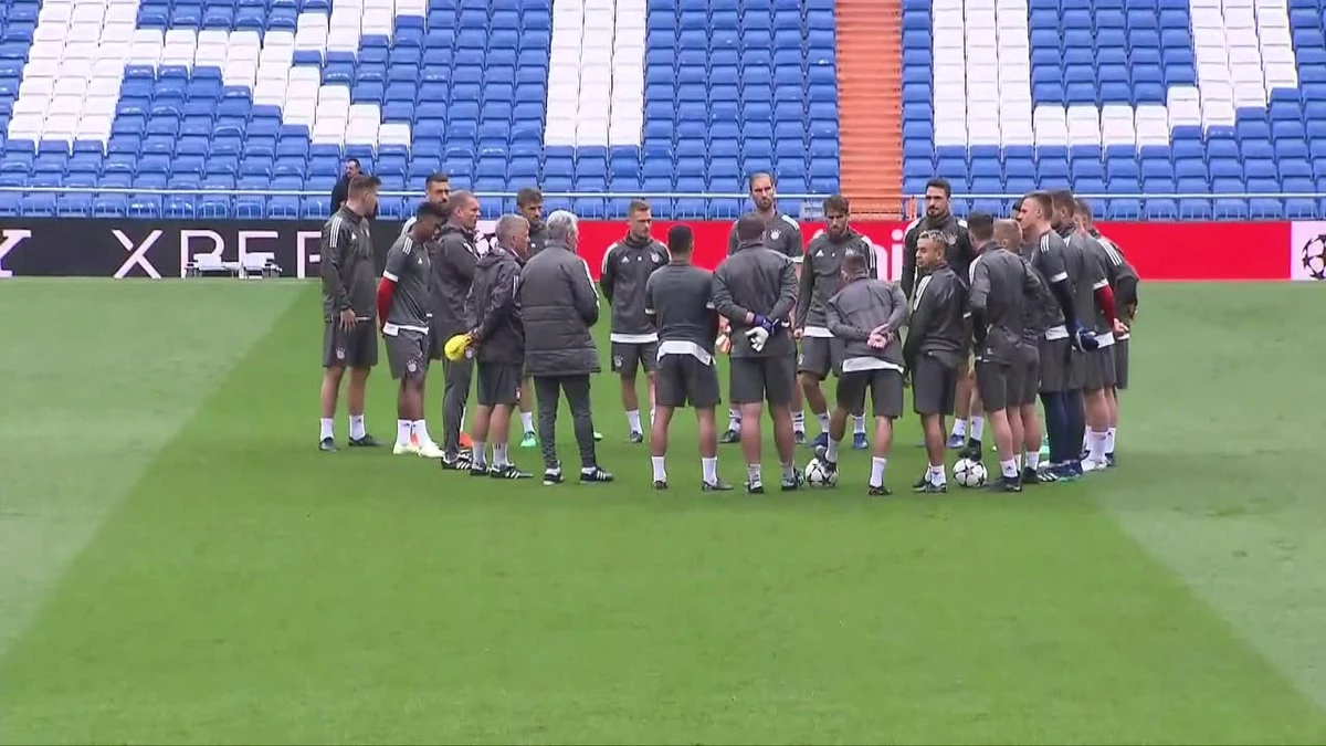 "Mimo że przegraliśmy w pierwszym meczu, widziałem w moim zespole wiele pozytywów. Ale widziałem oczywiście również rzeczy, które musimy wyeliminować, które musimy zmienić - i oczywiście spróbujemy to zrobić" - mówił trener Bayernu Monachium Jupp Heynckes na konferencji prasowej przed rewanżowym spotkaniem jego zespołu z Realem Madryt w półfinale Ligi Mistrzów. W pierwszym, rozegranym na własnym terenie spotkaniu ekipa z Monachium musiała uznać wyższość "Królewskich", którzy zwyciężyli 2:1.