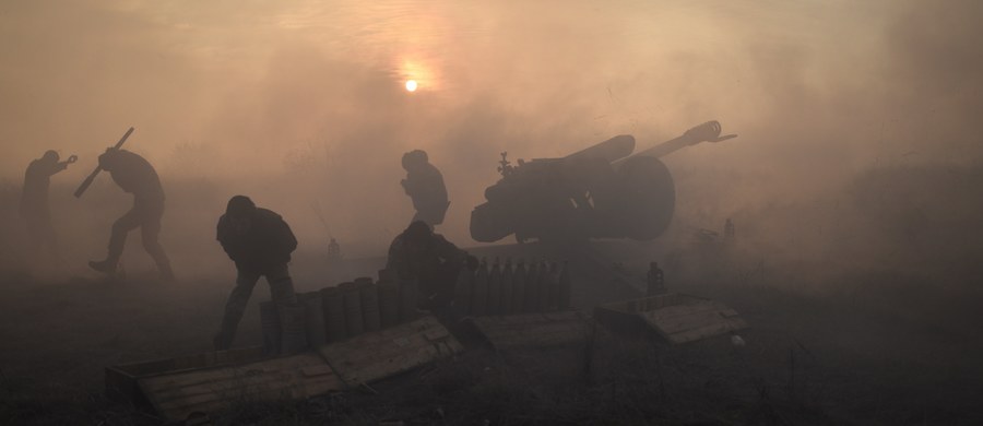 ​Operacja wojskowa w Donbasie na wschodzie Ukrainy, która rozpoczęła się 30 kwietnia, związana jest z obecnością w tym regionie rosyjskich wojsk - oświadczył dowódca Połączonego Sztabu Sił Zbrojnych Ukrainy generał Serhij Najew. Do 30 kwietnia w Donbasie trwała Operacja Antyterrorystyczna (ATO), koordynowana przez Służbę Bezpieczeństwa Ukrainy. Obecnie kontrolę nad terytoriami przylegającymi do linii rozgraniczenia w konflikcie z prorosyjskimi separatystami przejęło wojsko.