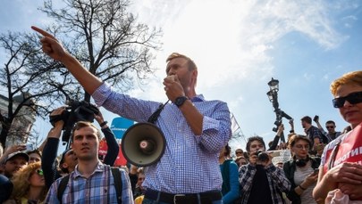 Nawalny wypuszczony, ale część demonstrantów nadal w areszcie
