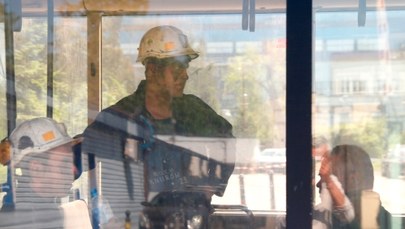 Ekspert o akcji w kopalni Zofiówka: Większość prac trzeba wykonywać ręcznie