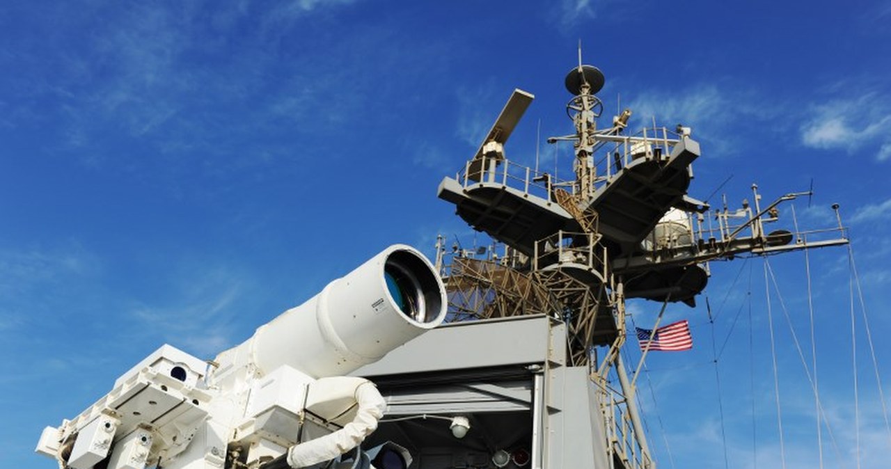 Chiny mają innowacyjną broń laserową. Mieści się w walizce