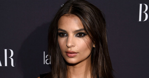 Emily ratajkowski hacked photo - Pussy Sex Images Sex archive Naked girls with trucks