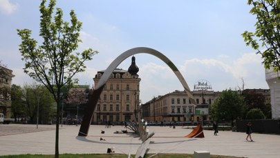 Pierwsze lekcje historii pod pomnikiem gen. Kuklińskiego