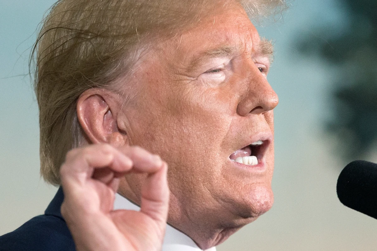 ​Prezydent USA Donald Trump poinformował, że sekretarz stanu USA Mike Pompeo wraca z Korei Północnej do Stanów Zjednoczonych wraz z trójką zwolnionych amerykańskich obywateli, którzy byli przetrzymywani w Korei. "Wydaje się, że są w dobrej kondycji" - dodał.