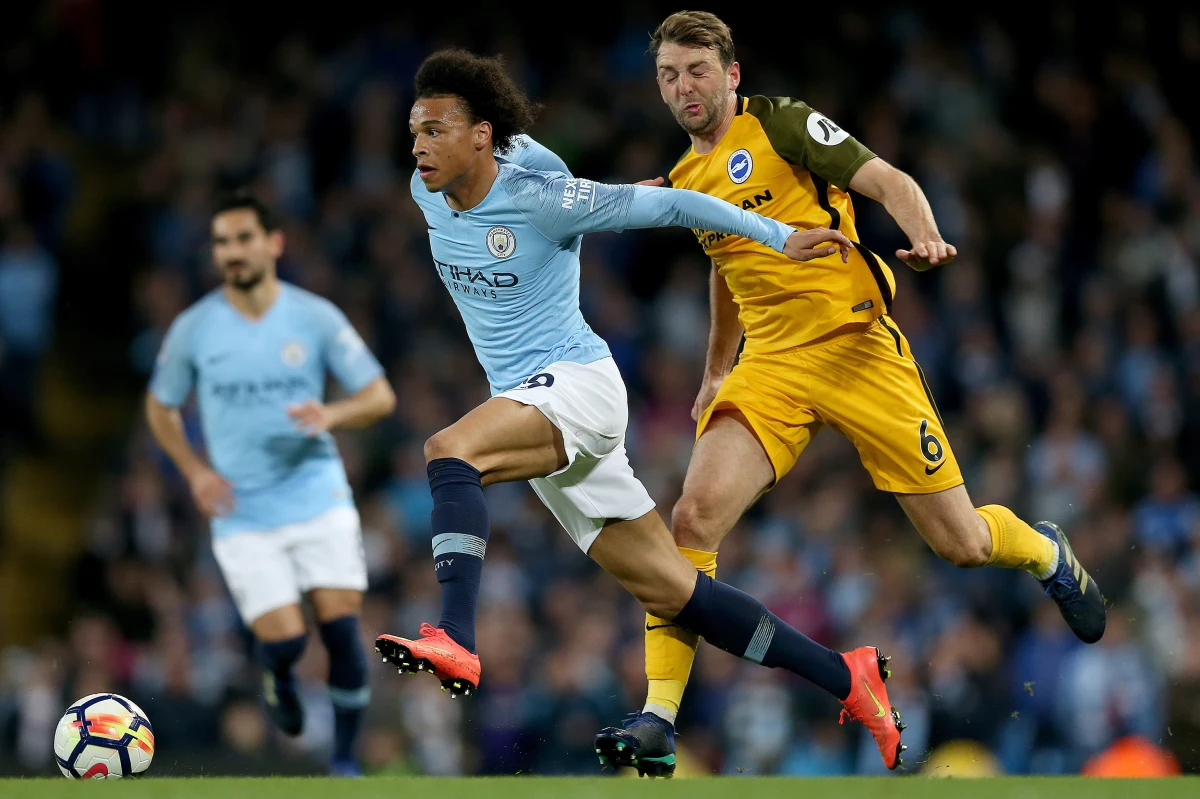 ​Piłkarze Manchesteru City już wcześniej zapewnili sobie mistrzostwo Anglii, ale wciąż odciskają piętno na Premier League. W środę pokonali u siebie Brighton&Hove Albion 3:1 i ustanowili rekord w liczbie zdobytych goli w sezonie. Na kolejkę przed końcem mają ich 105. Poprzedni rekord należał do Chelsea, która w sezonie 2009/10 zdobyła 103 bramki.