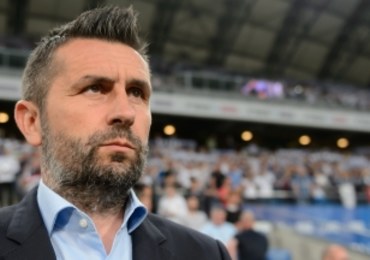 Nenad Bjelica nie jest już szkoleniowcem Lecha Poznań. Zastąpi go trzech trenerów