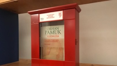 Zestawy ratunkowe z... książkami. W Warszawie ruszyła wyjątkowa akcja