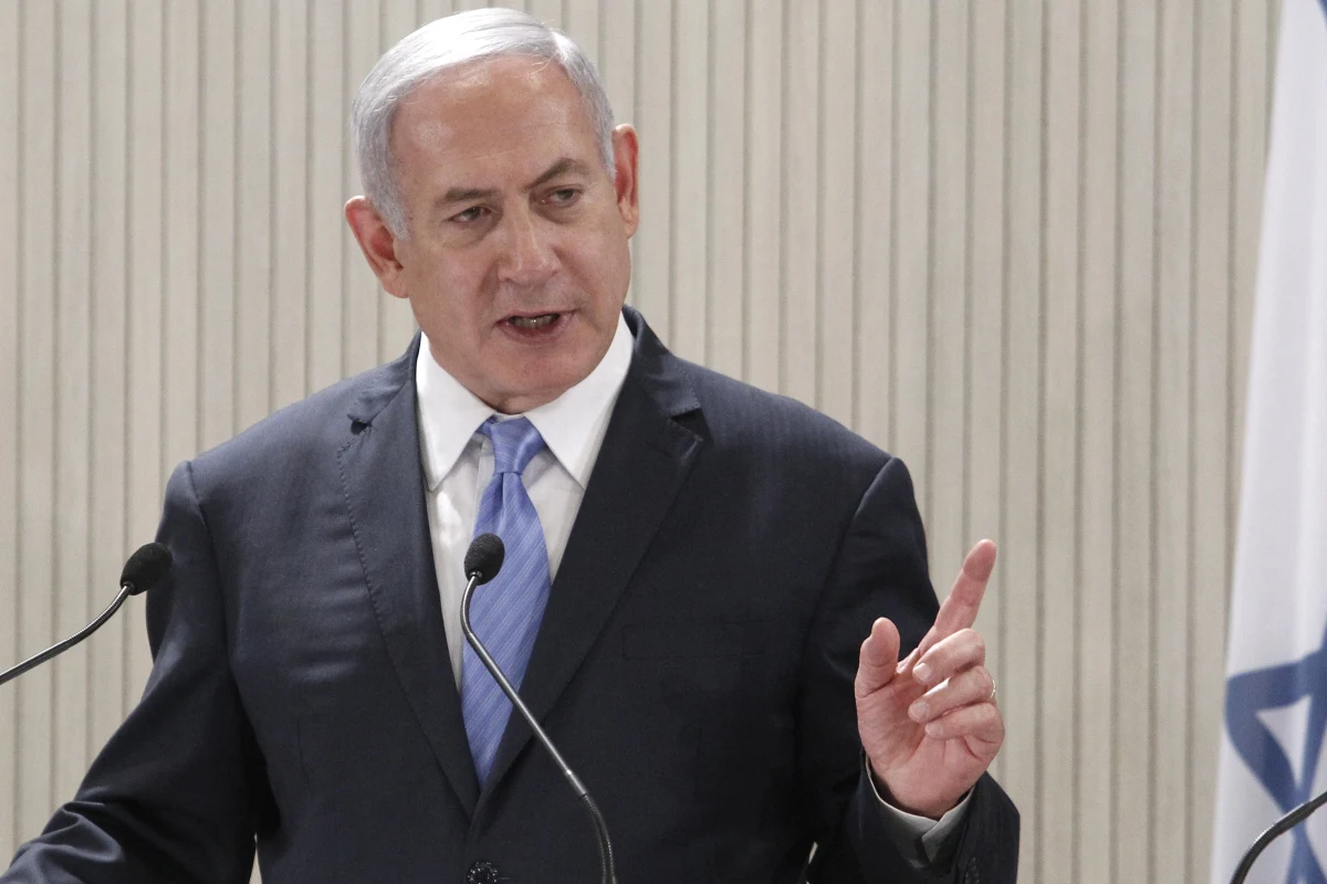 ​Premier Izraela Benjamin Netanjahu powiedział w czwartek, że Iran, wystrzeliwując z terytorium Syrii rakiety wymierzone w izraelskie obiekty na Wzgórzach Golan, przekroczył "czerwoną linię". Netanjahu podkreślił, że reakcja jego kraju była adekwatna. W krótkim nagraniu wideo Netanjahu podkreślił, że przeprowadzony w nocy ze środy na czwartek izraelski atak na irańskie cele w Syrii był tylko konsekwencją działań Iranu.