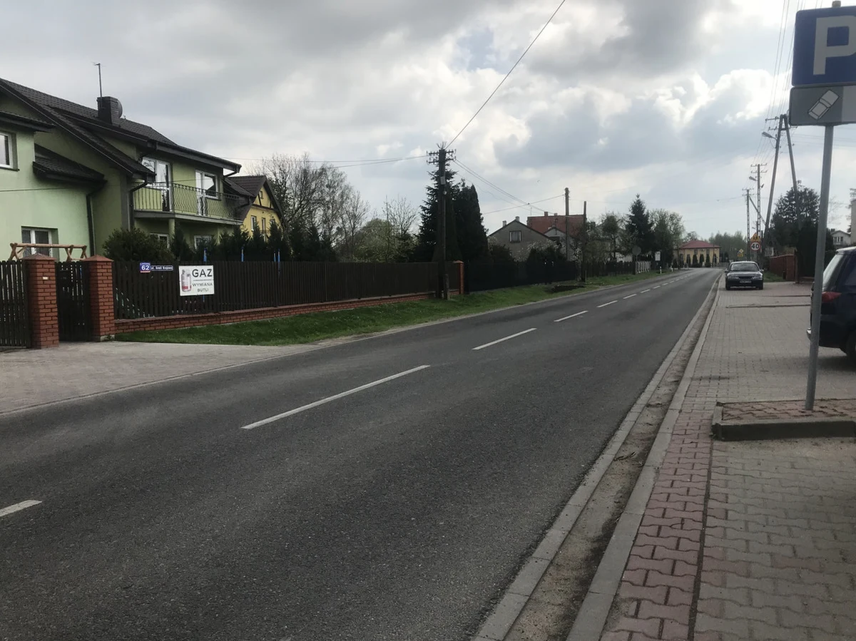 Będą kolejne negocjacje rządu z mieszkańcami Baranowa. Jeszcze w tym miesiącu minister od budowy Centralnego Portu Komunikacyjnego Mikołaj Wild ma pojechać na miejsce planowanej budowy i rozmawiać z ludźmi, którzy będą musieli się stamtąd wyprowadzić - informuje dziennikarz RMF FM Krzysztof Berenda. 