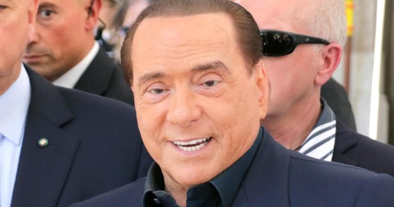 Były premier Włoch Silvio Berlusconi może kandydować do parlamentu - orzekł trybunał w Mediolanie, którzy nadzorował odbywanie przez niego kary, wydanej prawomocnym wyrokiem za oszustwa podatkowego w jego telewizji. Politycy centroprawicy nazywają to rehabilitacją.
