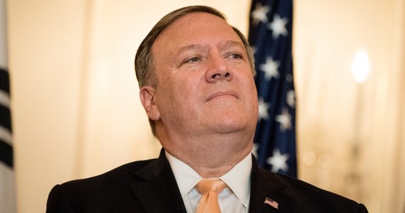 ​Sekretarz stanu USA Mike Pompeo powiedział w wywiadzie dla telewizji Fox News, że jeśli Korea Północna zgodzi się na całkowitą likwidację programu nuklearnego, to Waszyngton może zezwolić na prywatne amerykańskie inwestycje w tym kraju.