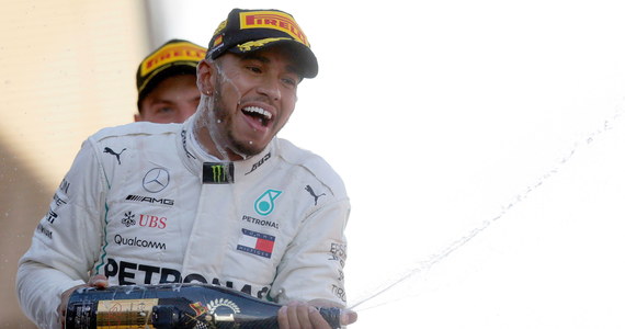 Brytyjczyk Lewis Hamilton z Mercedesa GP wygrał w Barcelonie wyścig o Grand Prix Hiszpanii, piątą rundę mistrzostw świata Formuły 1. To drugie w tym sezonie zwycięstwo obrońcy tytułu, pierwszy raz triumfował w Baku.