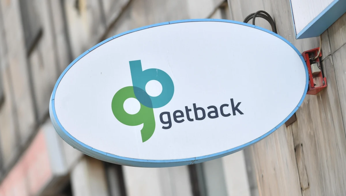 ​Były prezes spółki GetBack Konrad Kąkolewski miał wysyłać listy do premiera i przewodniczącego Komisji Nadzoru Finansowego, w których pisał, że jeśli państwo nie pomoże rozwiązać problemów z windykatorem, to straty wierzycieli uderzą polityczne w Prawo i Sprawiedliwość - informuje "Dziennik Gazeta Prawna".