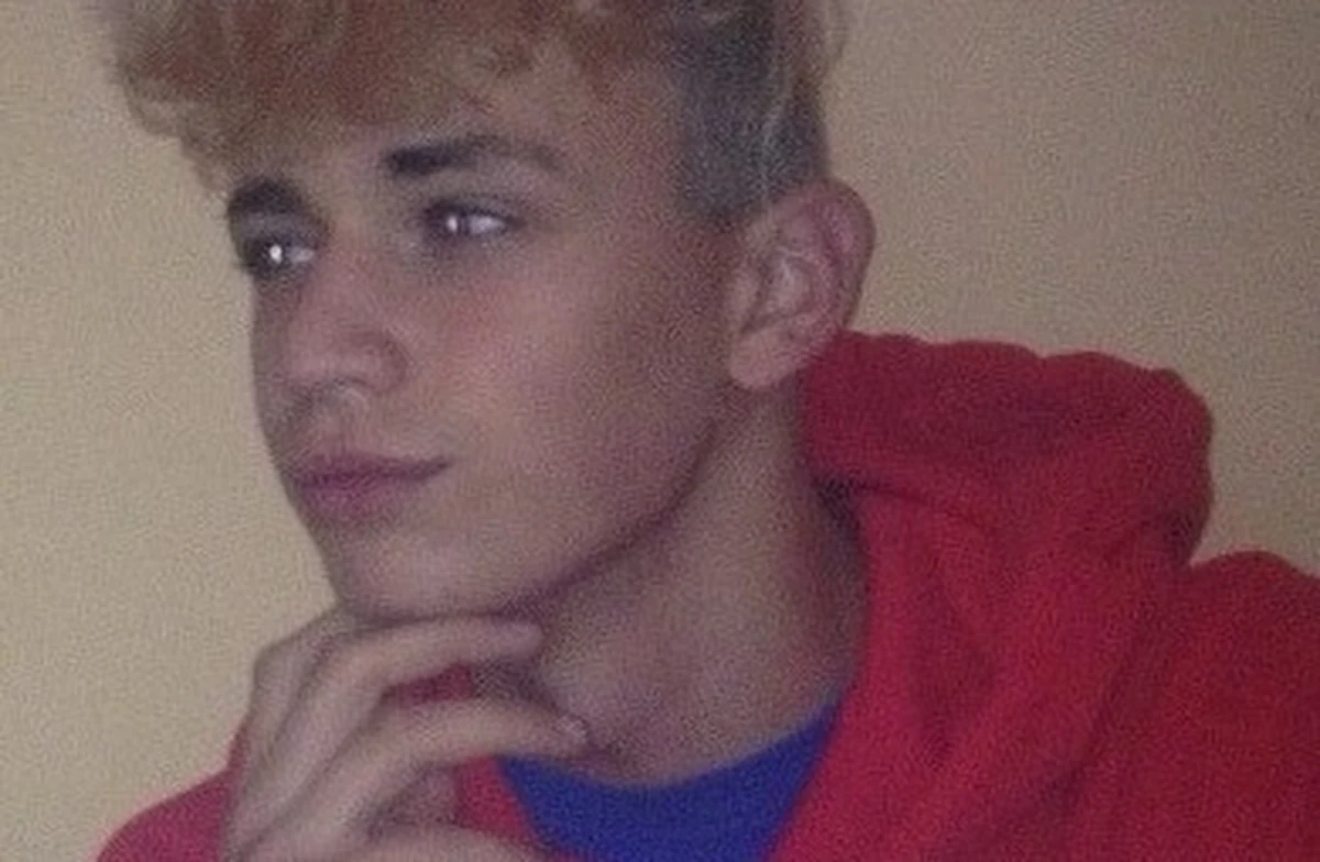 Krakowska policja prowadzi poszukiwania 16-letniego Łukasza Szczepańca. Ostatni raz widziany był wczoraj około godz. 21.00 w rejonie ul. Górka Narodowa w Krakowie.