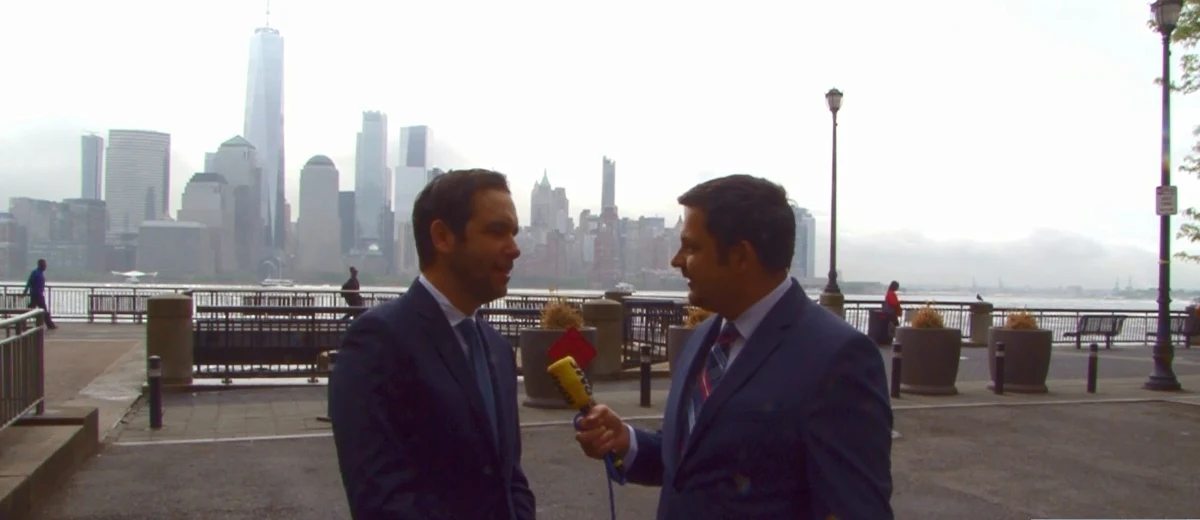 "Myślę, że polska społeczność jest bardzo ważna dla Jersey City i historii tego terenu. Prawdopodobnie nie doszacowałem istoty tego i to dla mnie ważna lekcja" - mówi w rozmowie z korespondentem RMF FM Pawłem Żuchowskim Steven Fulop - burmistrz miasta, który postanowił przenieść Pomnik Katyński. To wzbudziło protesty Polonii Amerykańskiej. "Cieszę się, że mamy korzystne rozwiązanie dla wszystkich. Nauczyłem się wiele w trakcie. I myślę, że ostatecznie to będzie lepsze położenie dla wszystkich" - dodał. Ponadto burmistrz New Jersey zapewnił, że Pomnik Katyński nie stanie na kolektorze ściekowym. 