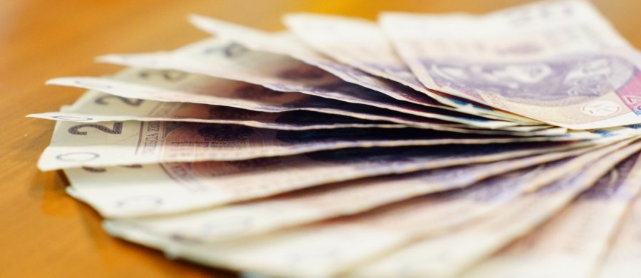 Tylko 10 procent pracujących Polaków posiada dodatkowe prywatne konta emerytalne. Regularnie na nich odkłada tylko 3 procent pracujących. Reszta zdaje się wyłącznie na pieniądze z ZUS i OFE. A z nich wielkich pieniędzy nie będzie.