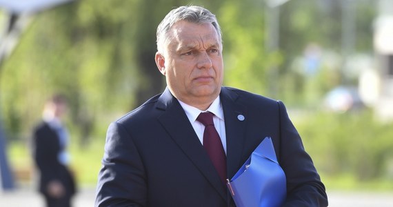 Węgry mają nadzieję na kompromis między Komisją Europejską a Polską, jednak w razie jego braku będziemy przeciwko art. 7 - powiedział TVP węgierski premier Viktor Orban na marginesie szczytu UE-Bałkany Zachodnie, który w czwartek rozpocznie się w stolicy Bułgarii. 
