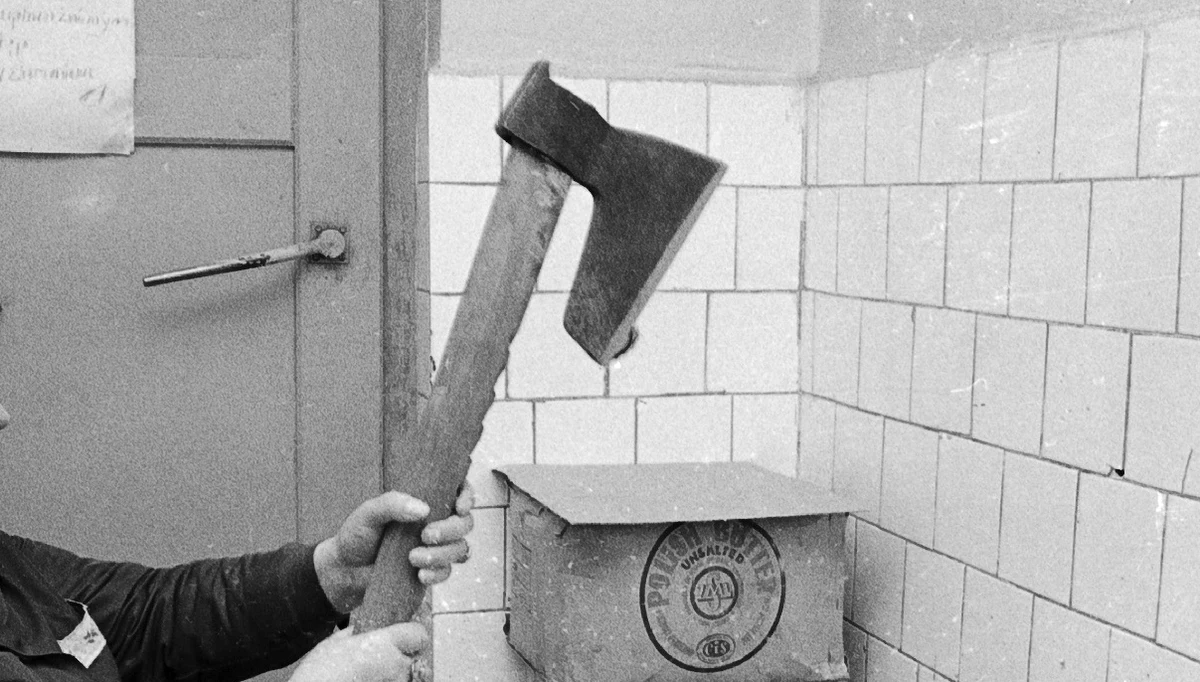 ​Brutalne zabójstwo w rosyjskim mieście Konakowo w obwodzie twerskim. Służby zatrzymały tam 14-latka, który jest podejrzany o zamordowanie przybranej matki i babki, które wychowały go od dwóch lat.