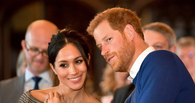 Brytyjski książę Harry i jego amerykańska żona Meghan podpisali wieloletnią umowę z platformą streamingową Netflix na produkcję programów filmowych - poinformowano w środę, 2 września 2020 roku.