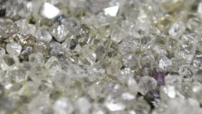 Oskarżono ich o kradzież diamentów wartych 37 mln euro. Sąd uniewinnił 18 osób
