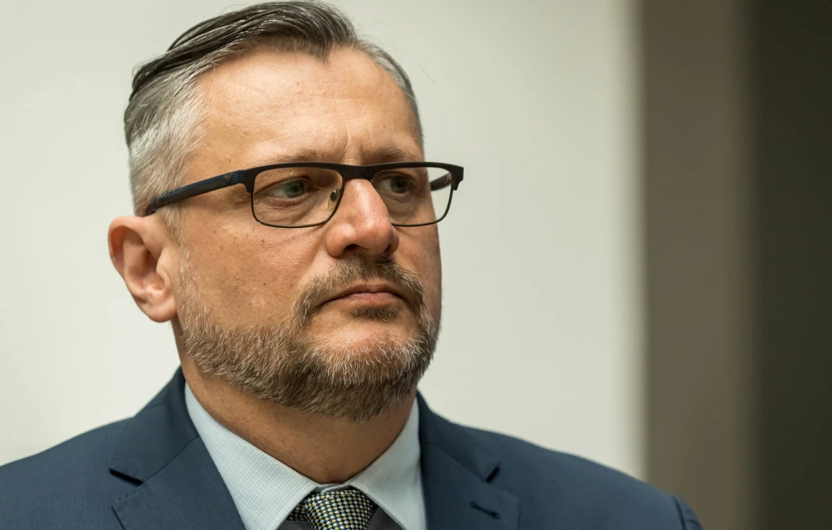 Szef kujawsko-pomorskiej Platformy Obywatelskiej i poseł Tomasz Lenz będzie kandydatem Koalicji Obywatelskiej na prezydenta Torunia. Taką decyzję ogłoszono podczas konwencji samorządowej w tym mieście. Pełne poparcie dla tej kandydatury zadeklarowali szefowie PO - Grzegorz Schetyna i Nowoczesnej - Katarzyna Lubnauer. 