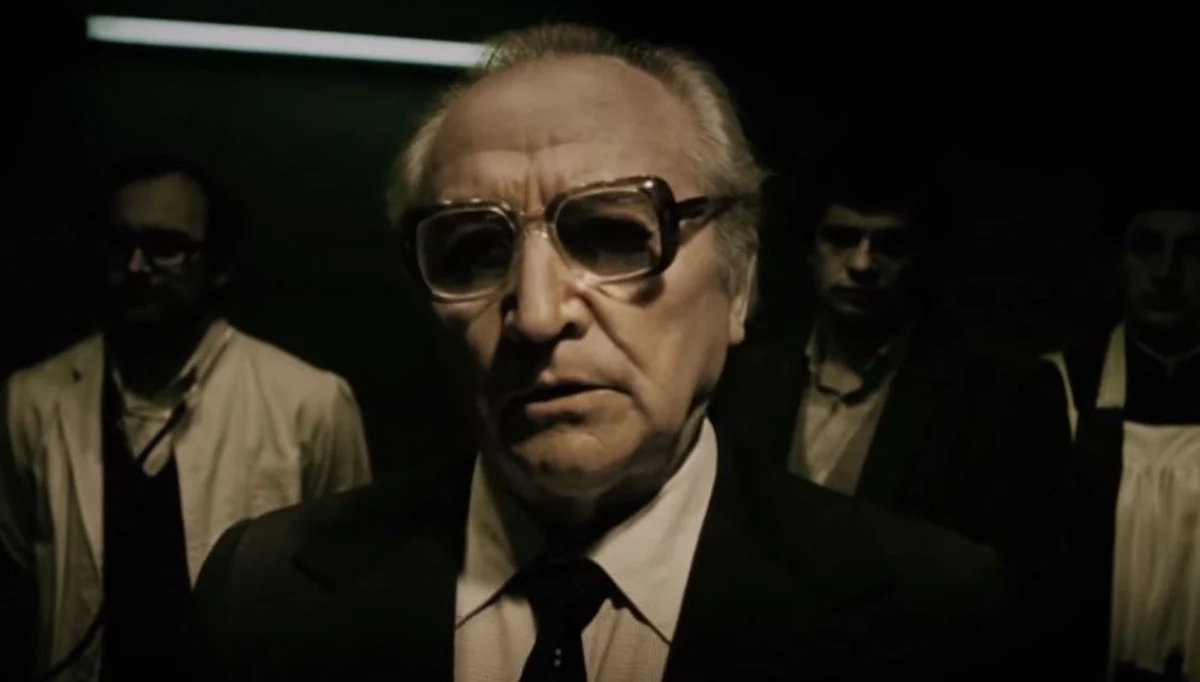 W wieku 103 lat zmarł aktor teatralny i filmowy Maciej Maciejewski poinformowała PAP jego wnuczka Wera Gromadzka. Aktor grał m.in. w "Krótkim filmie o zabijaniu" Krzysztof Kieślowskiego. Był związany z Teatrem Polskim w Warszawie i Teatrem Polskiego Radia.