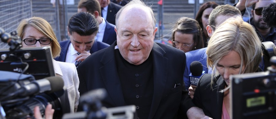 Arcybiskup Adelajdy i były przewodniczący Konferencji Episkopatu Australii Philip Wilson został uznany za winnego zatajenia przed wielu laty przypadków seksualnego wykorzystywania dziecka przez innego księdza. Oczekuje się, że wyrok w tej sprawie zostanie ogłoszony w czerwcu. Duchownemu grozi do dwóch lat więzienia.