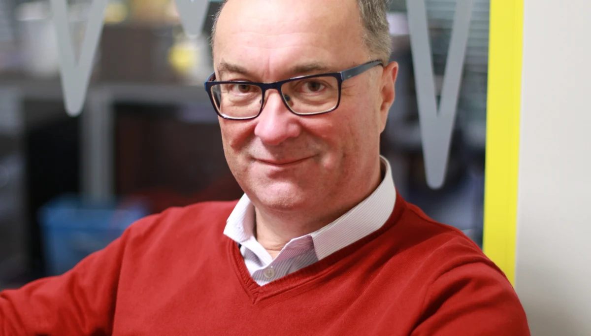 „SLD będzie wystawiał kandydatów, albo popierał kandydatów we wszystkich miastach wojewódzkich, i robimy to konsekwentnie (…). Warszawa jest najtrudniejsza, trzeba powoli to ustalić. W piątek Rada Warszawy podejmie ostateczna decyzję w sprawie kandydata SLD na prezydenta Warszawy. Andrzej Celiński jest jednym kandydatem, wczoraj pojawiła się możliwość rozmowy z Katarzyną Piekarską” - powiedział w Porannej rozmowie w RMF FM Włodzimierz Czarzasty. „Wszyscy namawiają mnie do współpracy z opozycją (…) Jak z nią nie współpracuję (…) to wszyscy mówią: jesteś po prostu wredny, nie możesz tego robić. (…) Na Boga, dajcie mi robić swoją politykę!” – dodał przewodniczący SLD, mówiąc o współpracy w ramach całej opozycji. „Jestem politykiem, który jak powie i ustali coś po negocjacjach, to nie oszuka” – podkreślił Czarzasty. Jak zaznaczył, nie ma "poważnych rozmów" o poparciu kandydatury Rafała Trzaskowskiego w Warszawie. „Uznaję to, że lider największej partii opozycyjnej powinien kreować, proponować różne rozwiązania, potencjalnie różne porozumienia” – tak Czarzasty odniósł się do roli Grzegorza Schetyny jako lidera ugrupowań opozycyjnych wobec PiS. Jak zaznaczył szef SLD, z przewodniczącym Platformy Obywatelskiej „nie rozmawiał od grudnia”. „Idę dosyć konsekwentnie z SLD od dwóch lat własną drogą – i bardzo jest mi z tym dobrze” – ocenił.
