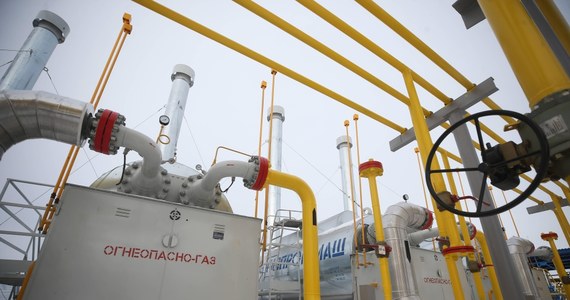 Komisja Europejska podjęła decyzję w sprawie ostatecznej ugody z rosyjskim Gazpromem. Unijni urzędnicy nie zdecydowali się na kary dla rosyjskiego potentata na rynku gazu. Chodzi m.in. o praktyki monopolistyczne w Polsce. 