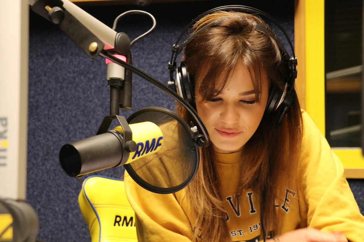 Co się zdarzy, gdy spotkają się: Pierwsza Dama RP, dwoje znanych aktorów, popularny zawodnik MMA i młoda piosenkarka? Powstanie... słuchowisko w RMF FM!