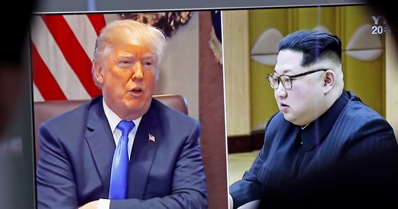 Prezydent USA Donald Trump w opublikowanym w czwartek przez Biały Dom liście do przywódcy Korei Płn. Kim Dzong Una poinformował, że odwołuje ich zaplanowane na 12 czerwca spotkanie na szczycie w Singapurze. Jednocześnie zachęcił Pjongang do kontaktu w przyszłości.