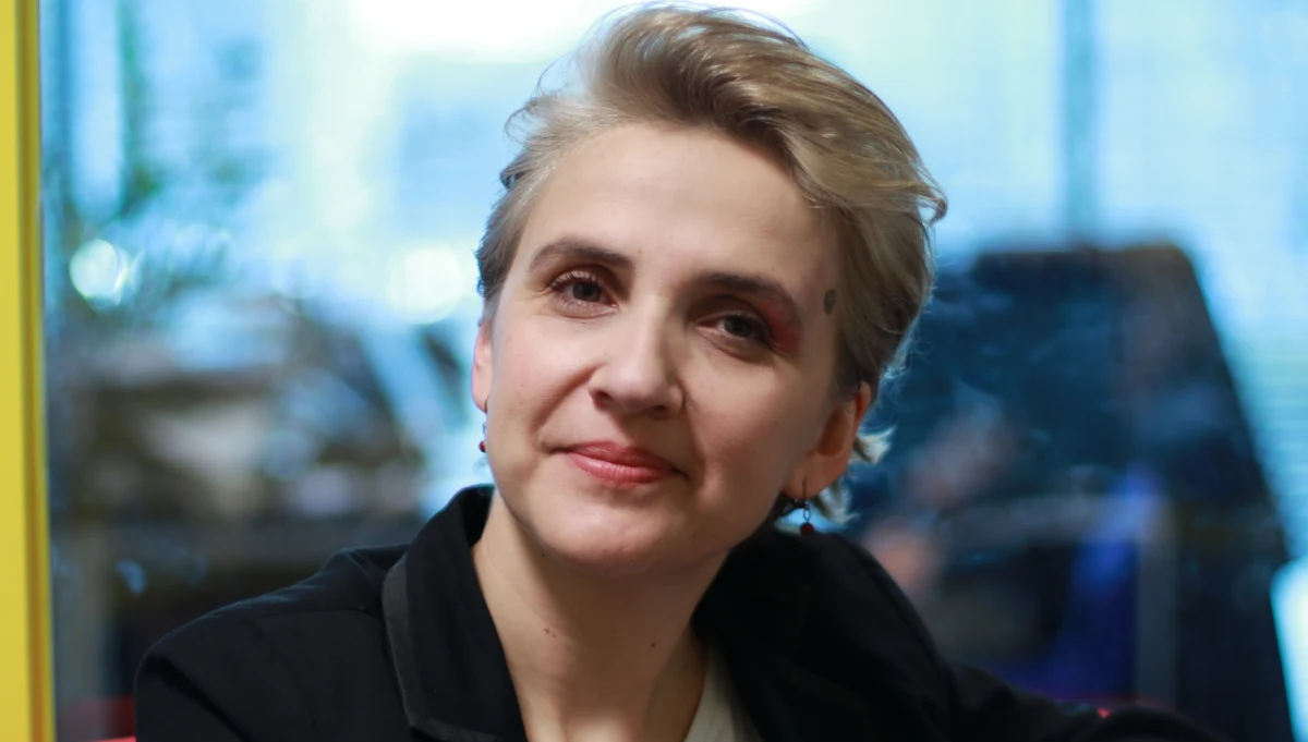 "Byłam przekonana, że ten protest nie będzie trwał dłużej niż 17 dni - czyli tyle, ile trwał w 2014 roku. Jestem zszokowana, że obecny protest trwa tak długo – a trwa tak długo, bo PiS nie chce tego protestu zakończyć" - powiedziała w Porannej rozmowie w RMF FM Joanna Scheuring-Wielgus, komentując trwający 38. dzień protest osób niepełnosprawnych i ich opiekunów. "Rządzący kłamią, kłamie minister Rafalska i kłamie premier Morawiecki" – stwierdziła była posłanka Nowoczesnej odnosząc się do kwestii spełniania postulatów osób niepełnosprawnych przez rząd. Scheuring-Wielgus skomentowała także niewpuszczenie do Sejmu założycielki PAH Janiny Ochojskiej: "Uważam, że to był wierutny skandal". Posłanka odniosła się również do swojego odejścia z Nowoczesnej. "Decyzja była podyktowana tym, jak patrzę na politykę (…) Dopóki protest niepełnosprawnych się nie zakończy, nie planuję zakładania żadnej nowej formacji. Od blisko 40 dni jestem zaangażowana w 100 procentach tylko w tę sprawę" – podkreśliła Scheuring-Wielgus. Posłanka nie wykluczyła jednak utworzenia koła poselskiego, ale – jak zaznaczyła – nie rozmawiała na ten temat z posłami UED. 