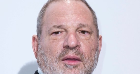 Amerykańskie media zapowiadają zwrot w sprawie Harveya Weinsteina - producenta filmowego oskarżanego przez wiele kobiet o molestowanie seksualne. Mężczyzna ma oddać się w ręce nowojorskiej policji. 
