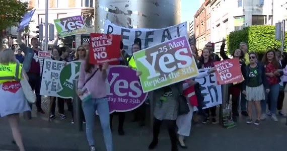 Irlandczycy głosują dziś w referendum aborcyjnym. Ten katolicki kraj posiada jedno z najostrzejszych praw regulujących usuwanie ciąż. Irlandczycy zadecydują, czy zostanie zliberalizowane, czy też pozostanie bez zmian. 