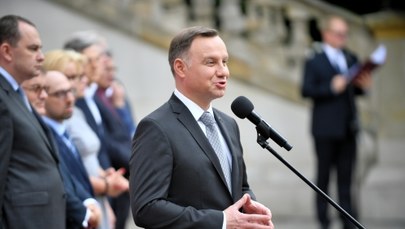 Sondaż: Pogorszyły się notowania prezydenta i premiera