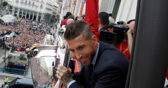 Nie milkną echa kontrowersyjnej sytuacji z sobotniego finału Ligi Mistrzów, w którym Sergio Ramos sfaulował Mohameda Salaha, powodując u Egipcjanina kontuzję barku. Niespełna 24 godziny po finale pod petycją żądającą od UEFA i FIFA ukarania Ramosa podpisało się ponad 170 tysięcy ludzi.