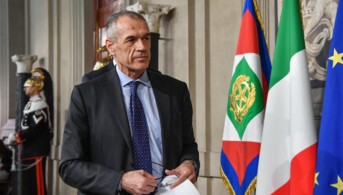 Ekonomista Carlo Cottarelli otrzymał od prezydenta Włoch Sergia Matarelli misję powołania rządu. Szef państwa postanowił utworzyć rząd techniczny pracujący do przyspieszonych wyborów, które odbędą się po wakacjach lub na początku 2019 roku. 