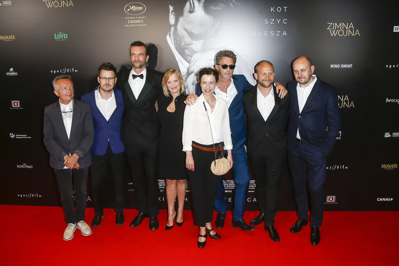 "Zimna wojna" Pawła Pawlikowskiego to film o miłości niespełnionej, która przy innym biegu zdarzeń mogłaby się zrealizować - powiedziała PAP Joanna Kulig, odtwórczyni jednej z głównych ról w nagrodzonym w Cannes obrazie, który w poniedziałek, 28 maja, w Warszawie miał swoją premierę.