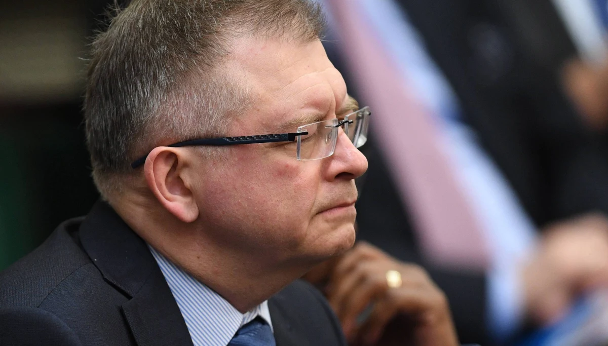 Ambasador Rosji w Warszawie Siergiej Andriejew powiedział rosyjskiej agencji TASS, że zakaz wjazdu do Rosji dla dyrektora Polskiego Instytutu Spraw Międzynarodowych (PISM) Sławomira Dębskiego jest działaniem odwetowym władz rosyjskich.