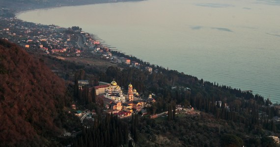 Syria uznała niepodległość Abchazji i Osetii Południowej, separatystycznych regionów Gruzji. W odpowiedzi Tbilisi rozpoczęło procedurę zerwania stosunków dyplomatycznych z Damaszkiem - podał gruziński portal internetowy Agenda.ge. 