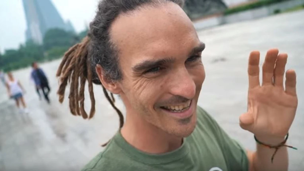 Promocją turystyki w Polsce zajmie się człowiek, który promował między innymi... Koreę Północną. W rozmowie z Robertem Mazurkiem gość Porannej rozmowy w RMF FM minister sportu i turystyki Witold Bańka ujawnił, że podpisanych zostało już 8 umów z tzw. influencerami, którzy na swoich vlogach będą promować Polskę jako miejsce warte odwiedzenia. Bańka ujawnił, że jednym z nich jest FunForLouis. 